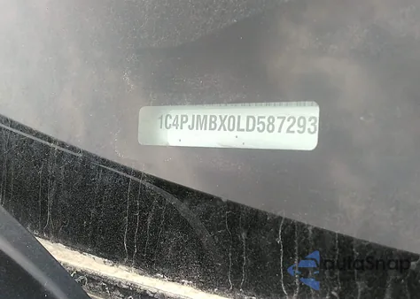 2020 Jeep Cherokee Trailhawk 4X4 z USA, uszkodzony, nr VIN 1C4PJMBX0LD587293